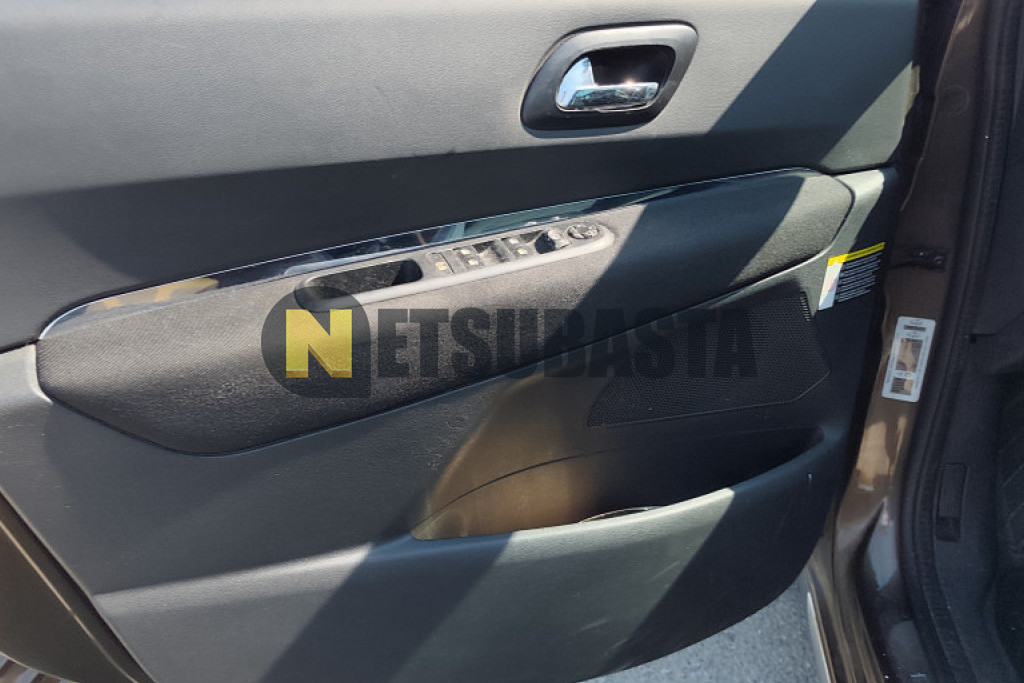 Peugeot 3008 1.6 THP 2011