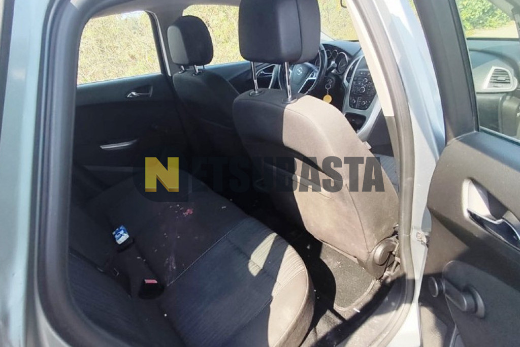 Opel Astra 1.7 CDTi 2011