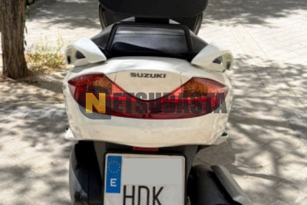 Suzuki Burgman 125 2011