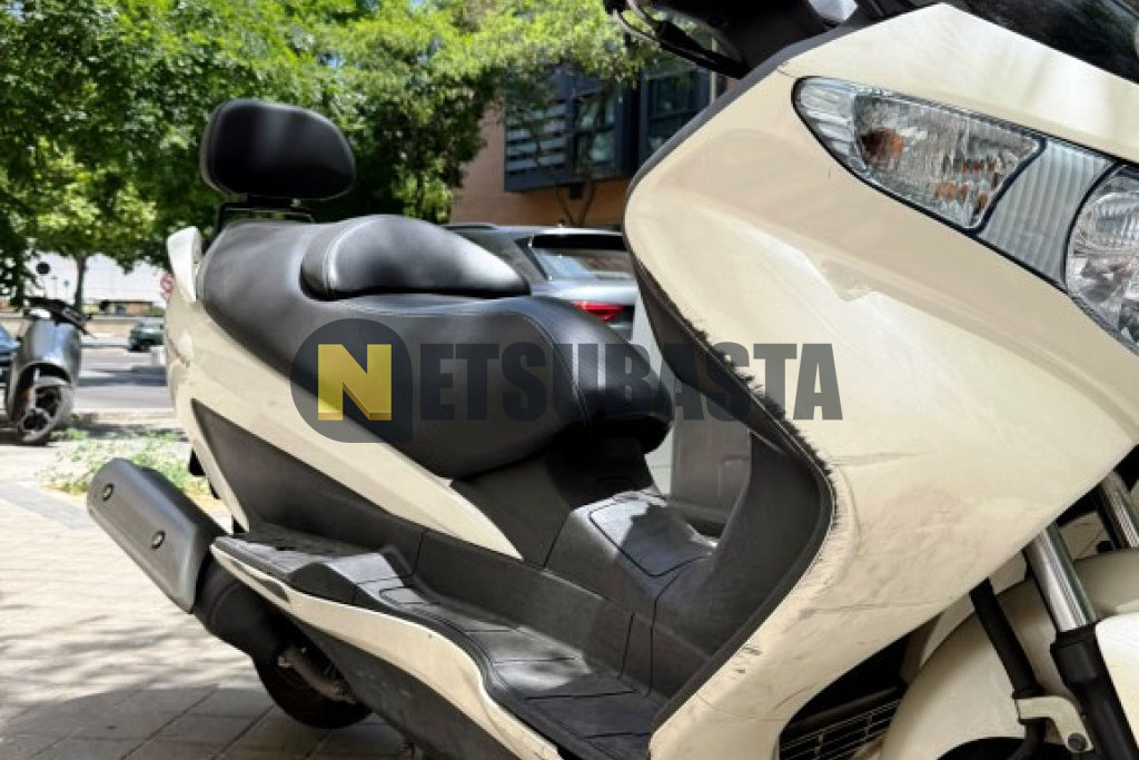 Suzuki Burgman 125 2011