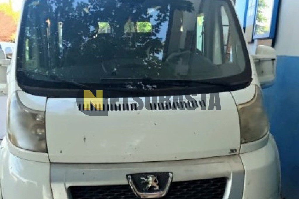 Peugeot Boxer Autobus 3.0 HDi 2008