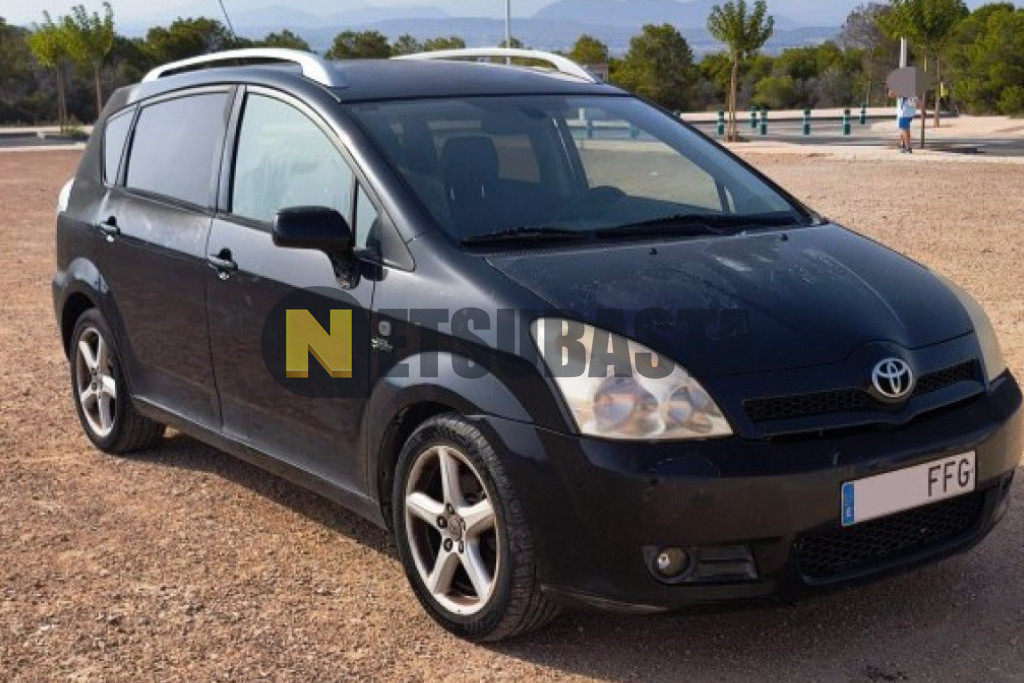 Toyota Corolla Verso 2.2 D-4D 2006