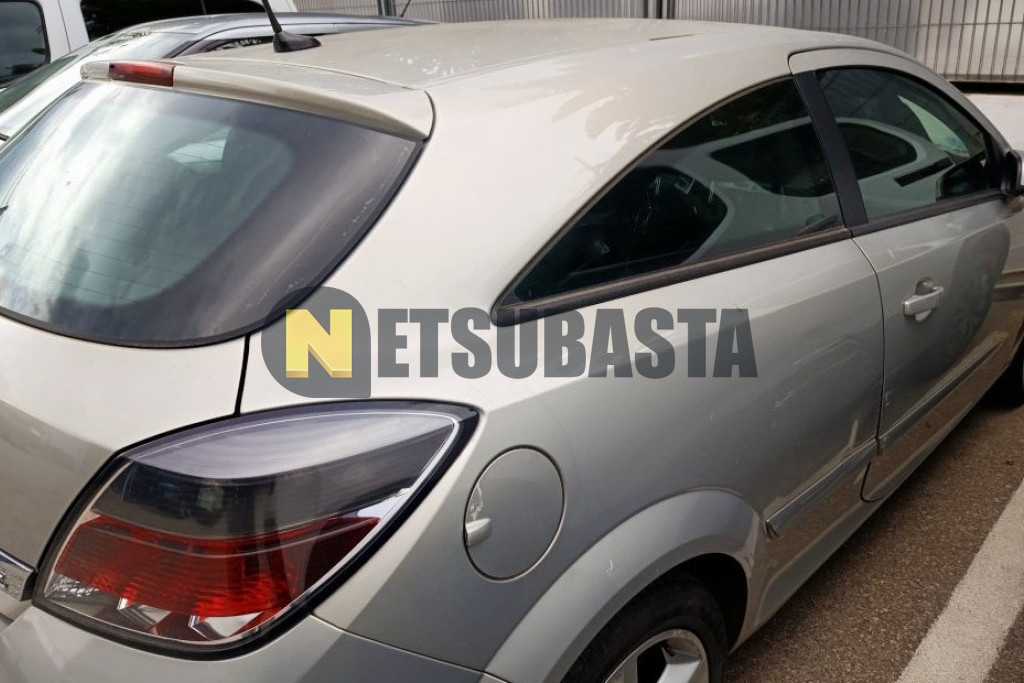 Opel Astra GTC 1.6 16V Easytronic 2008