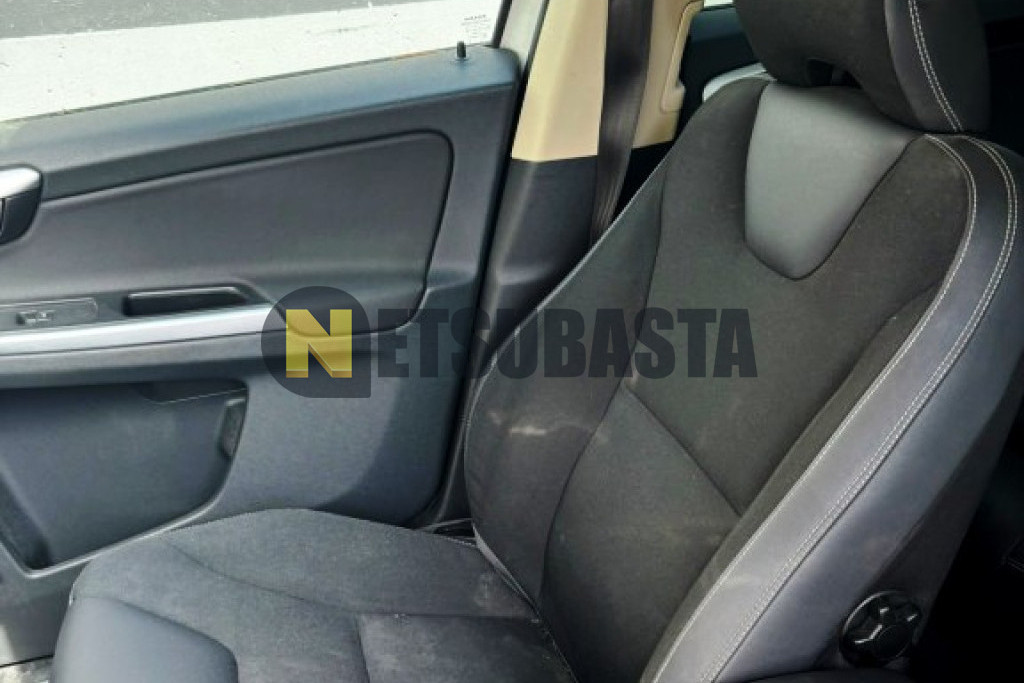 Volvo XC60 DRIVe 2011