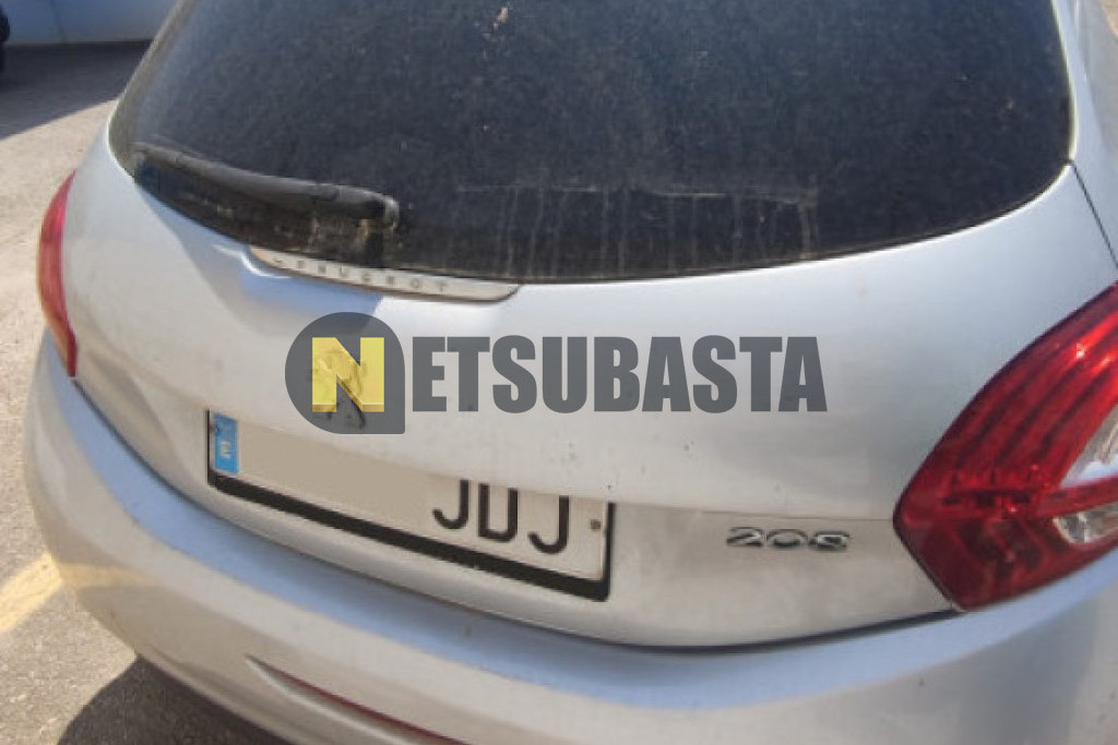 Peugeot 208 1.2 PureTech 2015