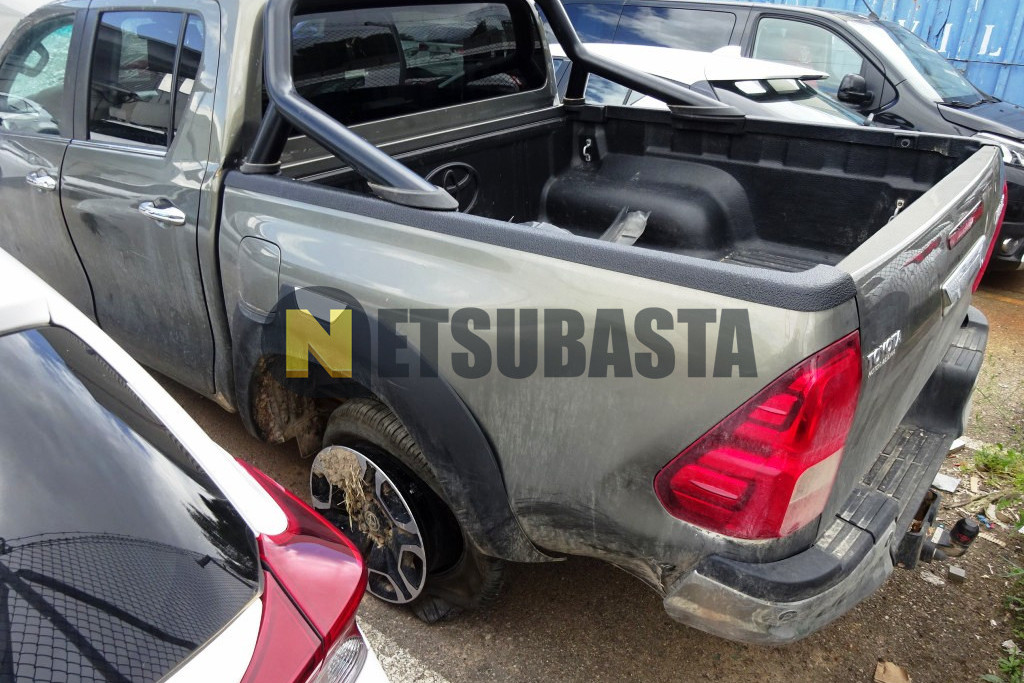 Toyota Hilux Doble Cabina VXL 2.8D AT 2025