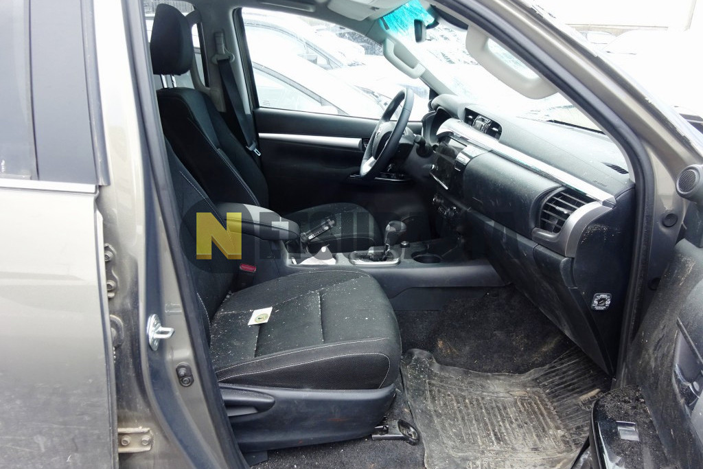 Toyota Hilux Doble Cabina VXL 2.8D AT 2025