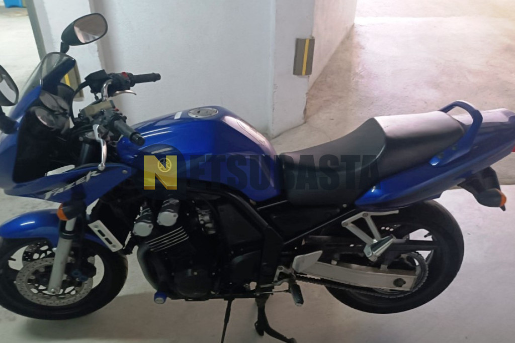 Yamaha FZS 600 Fazer 2003
