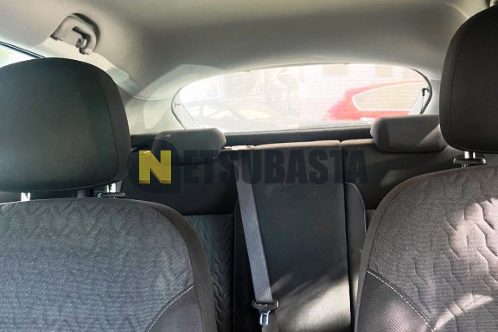 Opel Astra 1.6 2013