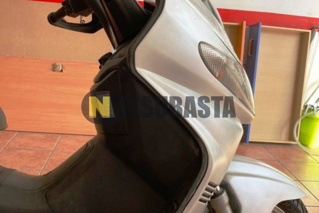 Suzuki Burgman 400 2003