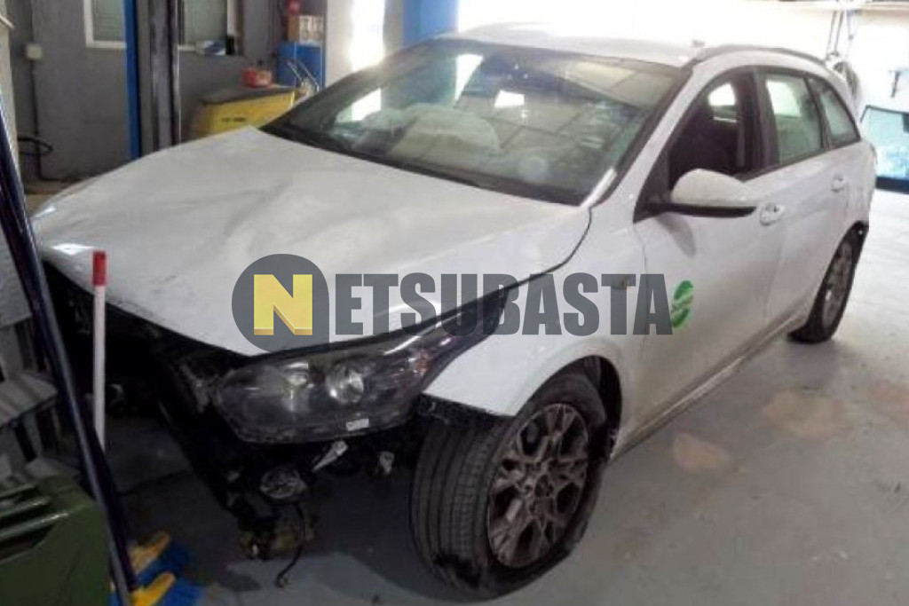 Kia Ceed Tourer 1.6 CRDi MHEV 2023