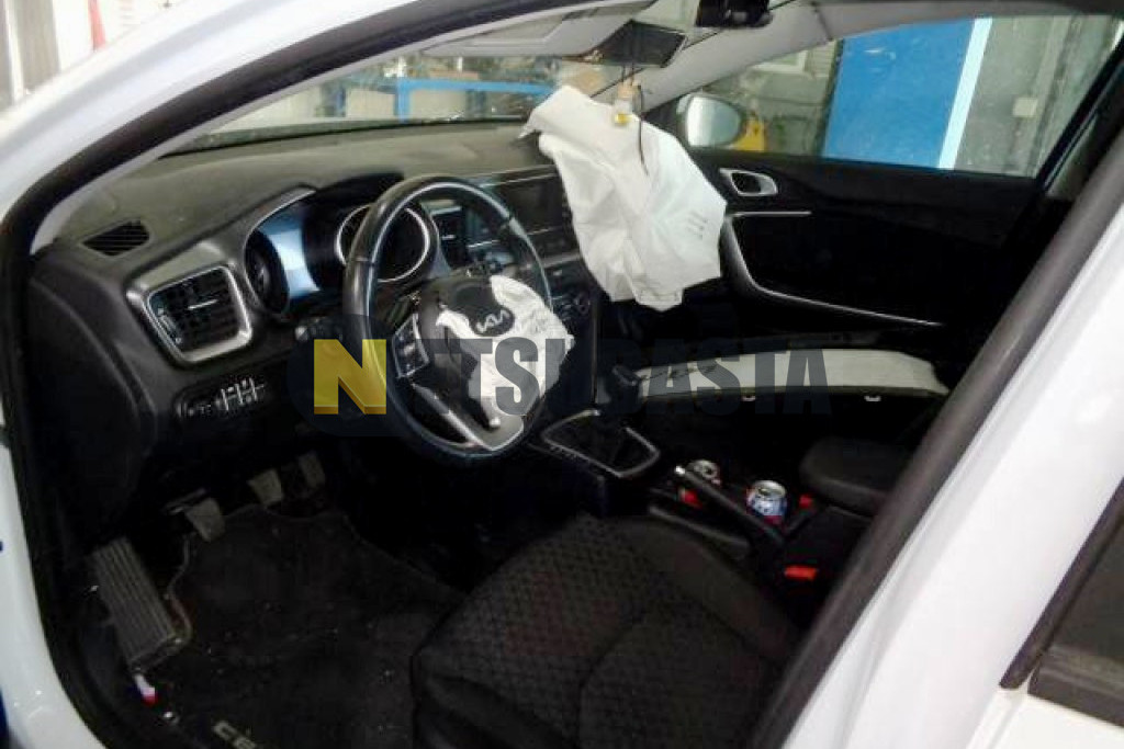 Kia Ceed Tourer 1.6 CRDi MHEV 2023