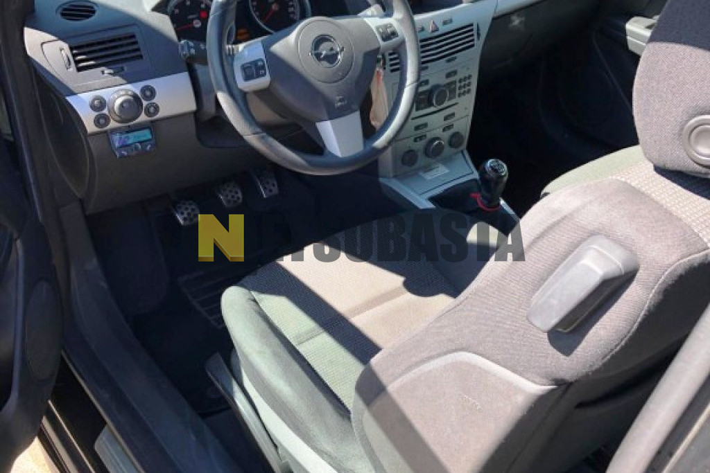 Opel Astra GTC 1.9 CDTi 2007