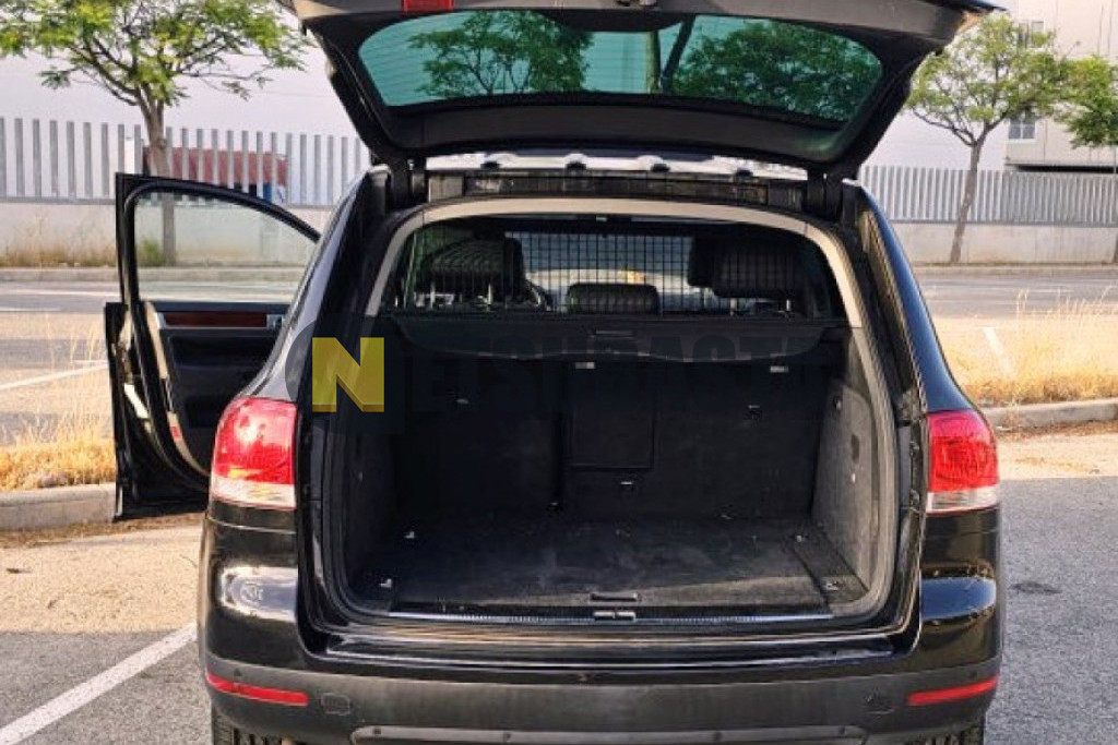 Volkswagen Touareg 3.0 V6 TDI Tiptronic 6 vel. 2006