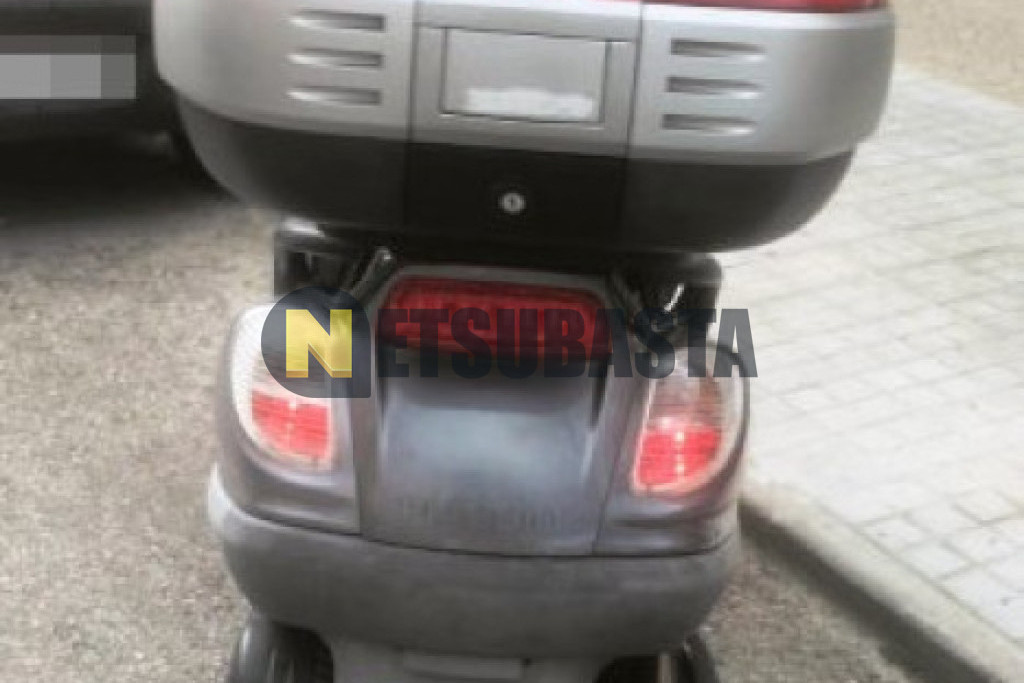 Piaggio X9 500 2006