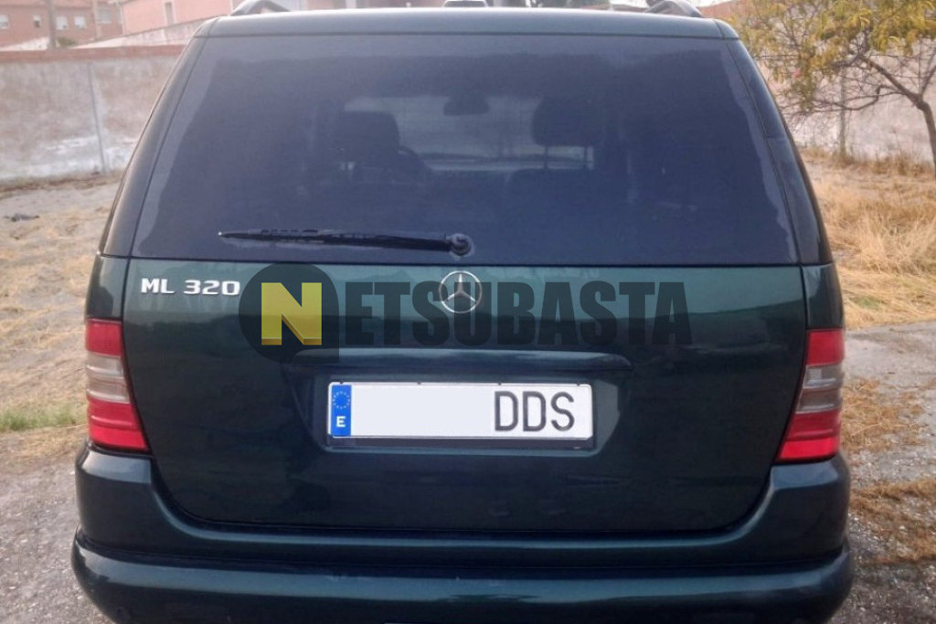 Mercedes-Benz ML 320 2001