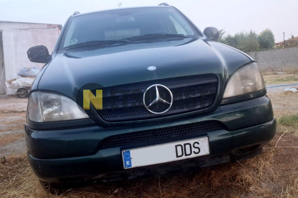 Mercedes-Benz ML 320 2001
