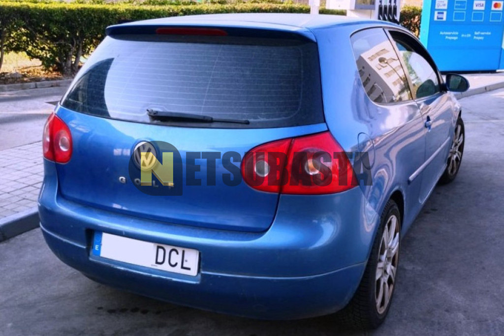 Volkswagen Golf 1.6 FSI 2004