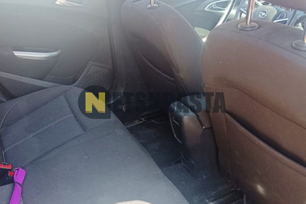 Opel Astra 1.7 CDTi 2011