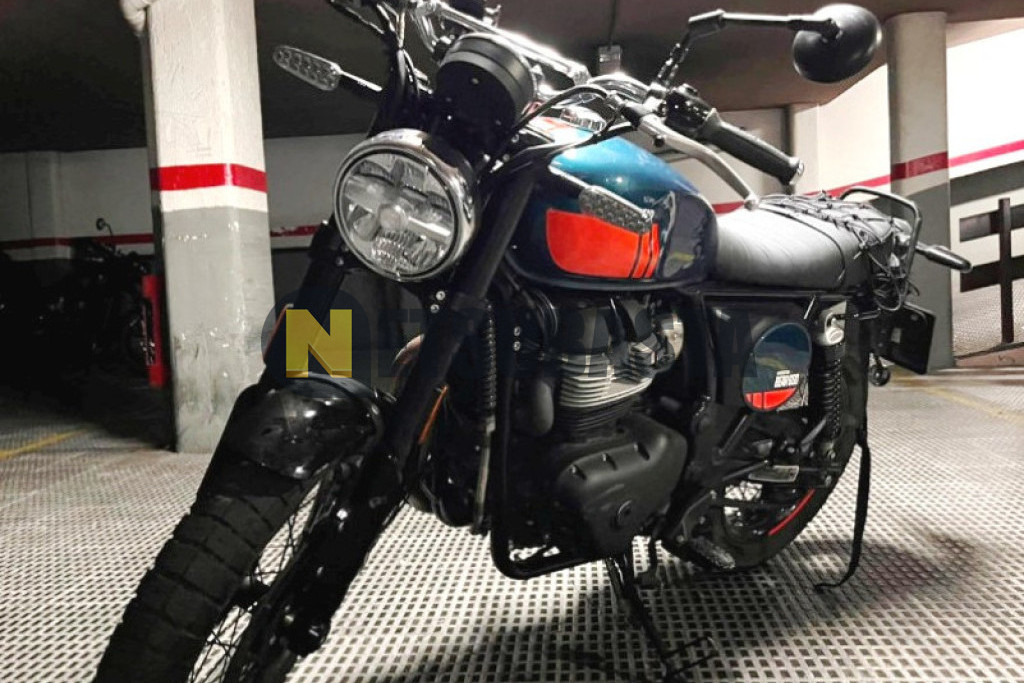 Royal Enfield Bear 650 2025