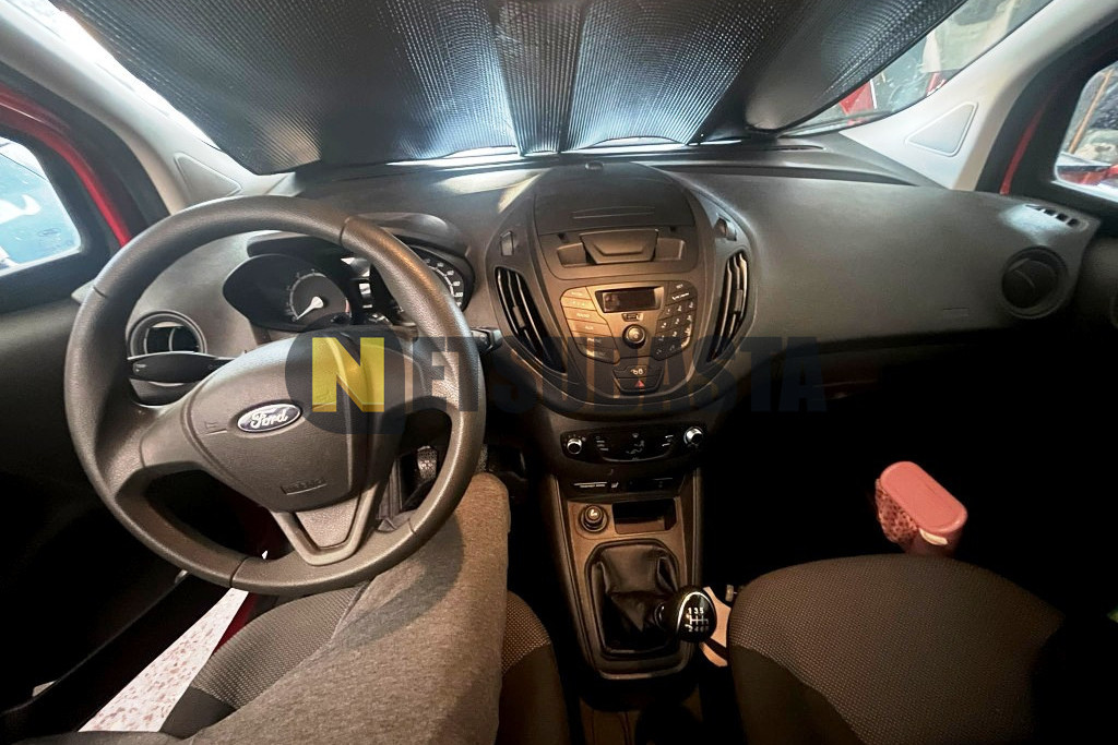 Ford Tourneo Courier 1.0 EcooBoost 2019