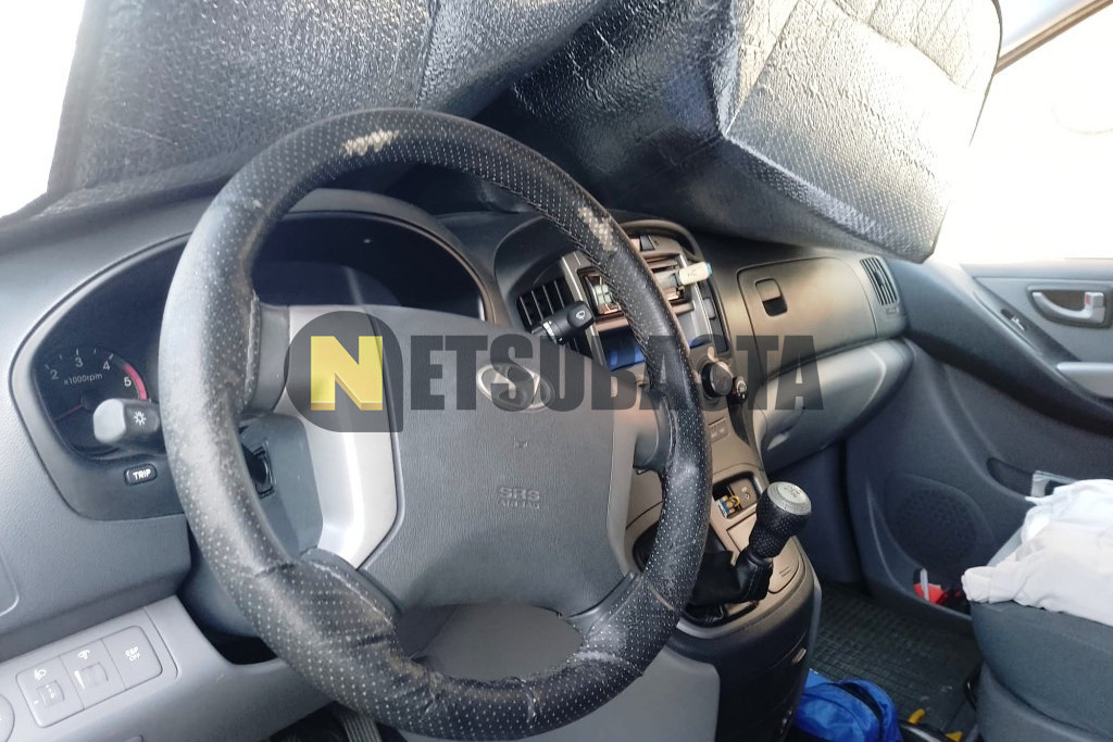 Hyundai H-1 2.5 CRDi 2009