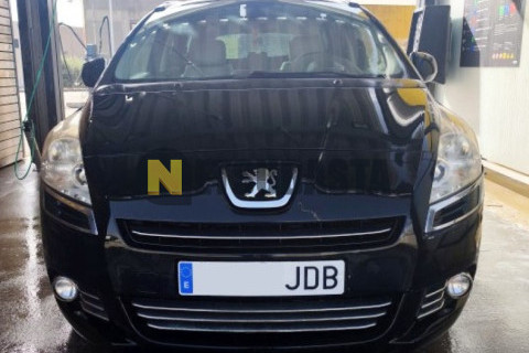 Peugeot 5008 2.0 HDI 2011