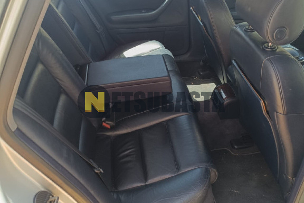 Audi A4 3.0 quattro tiptronic 5 vel. 2004