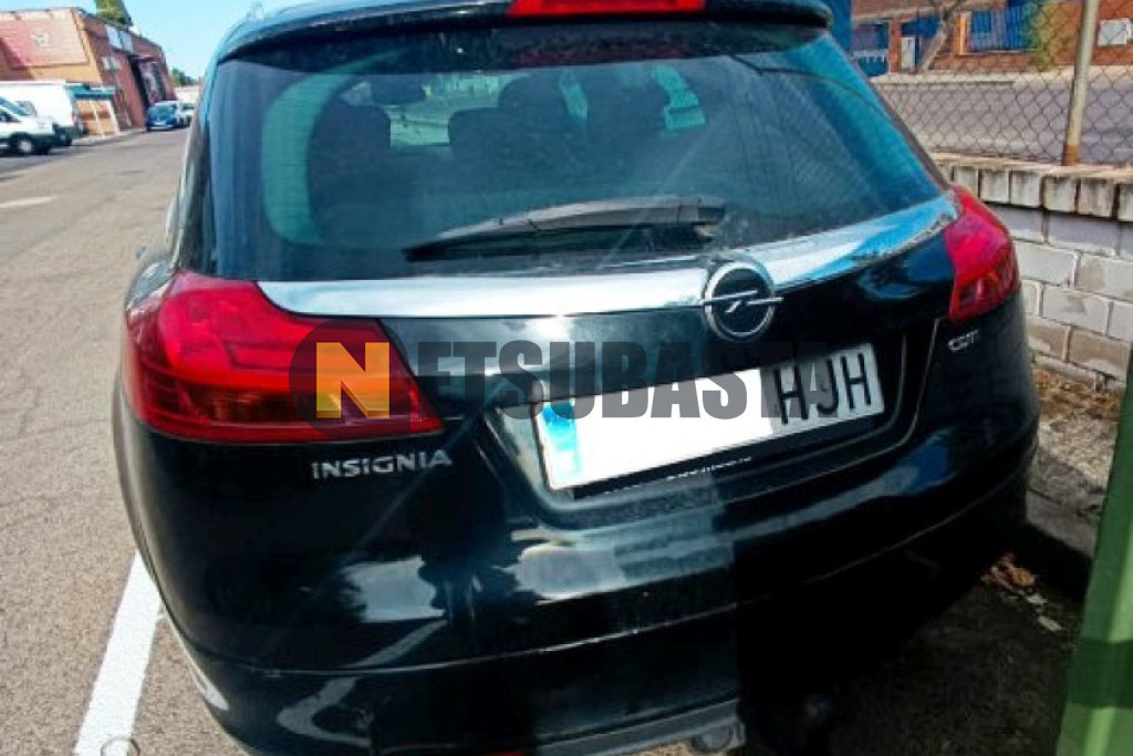 Opel Insignia Sports Tourer 2.0 CDTI 2012