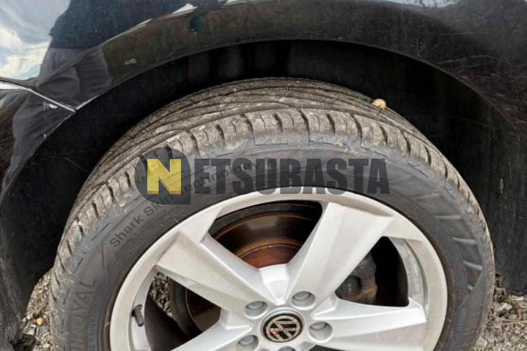 Volkswagen Touran 1.4 TSI DSG 7 vel. 2009
