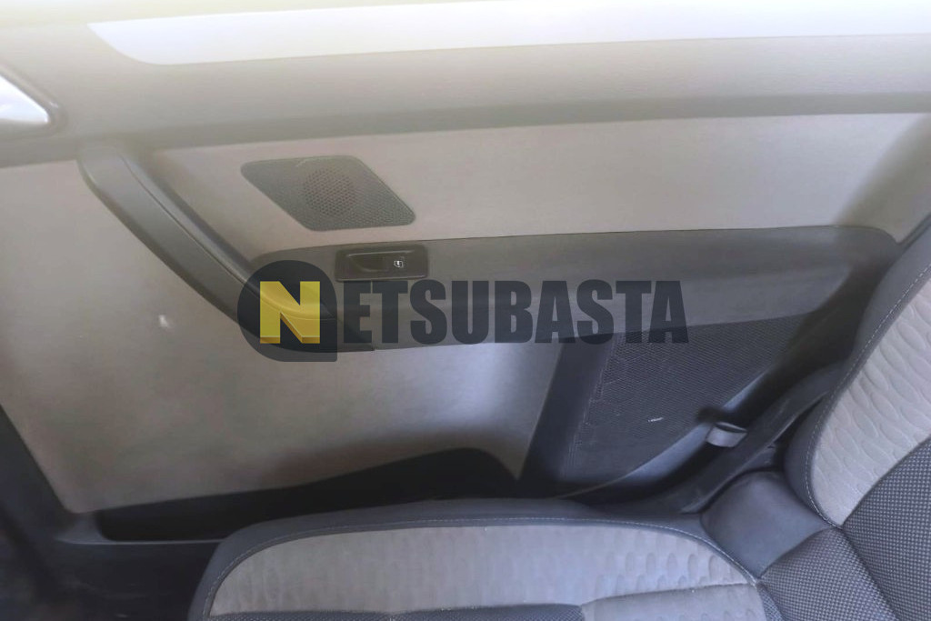 Volkswagen Touran 2.0 TDI 2009