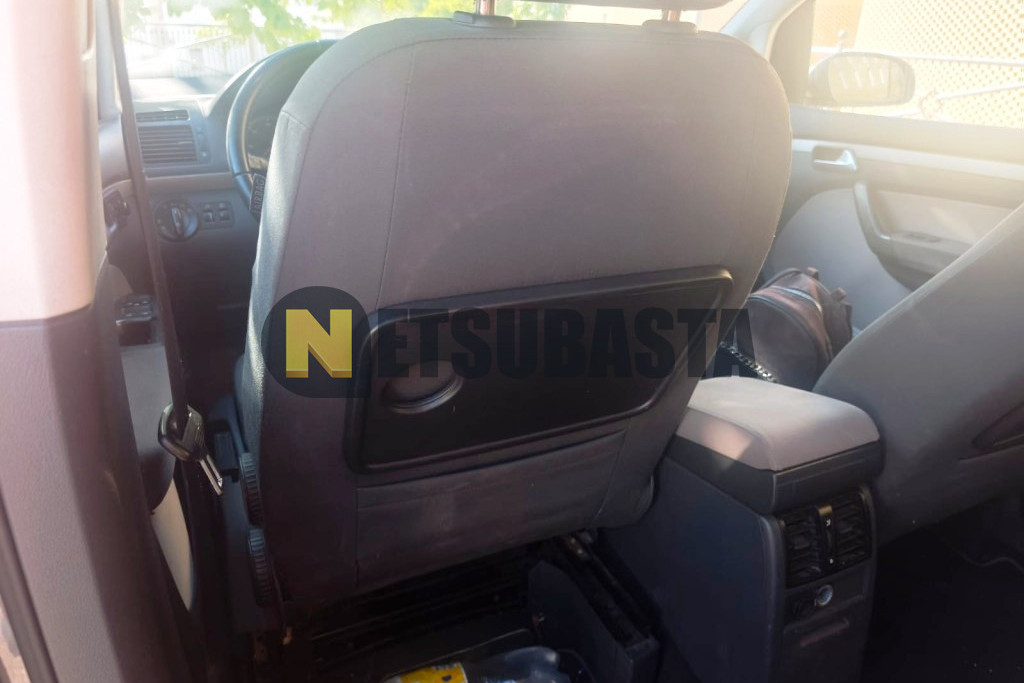 Volkswagen Touran 2.0 TDI 2009