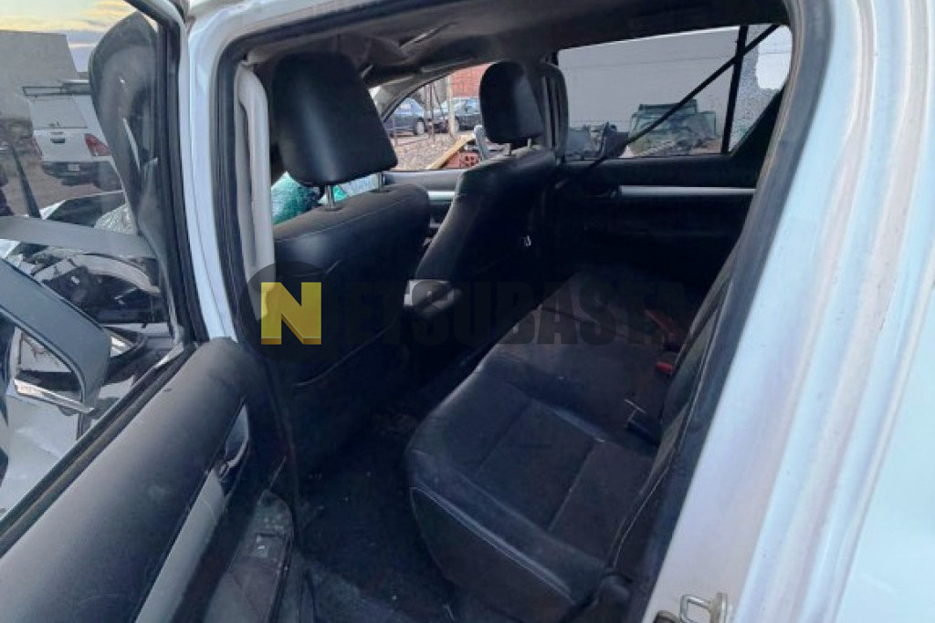 Toyota Hilux Doble Cabina 2.4 150D 4x4 Aut. 2017