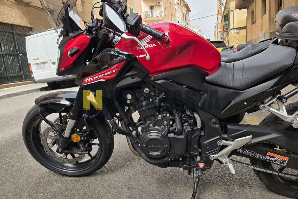 Honda CB 500 Hornet 2024