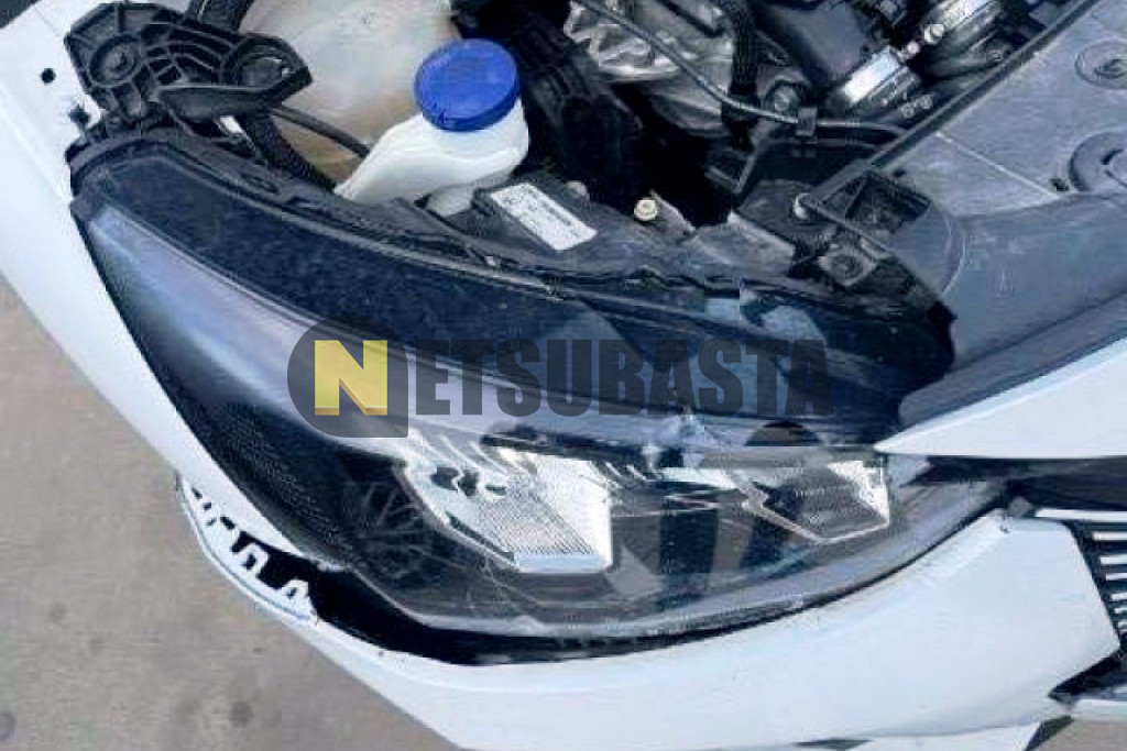 Peugeot 208 Hybrid 100 e-DCS6 2024