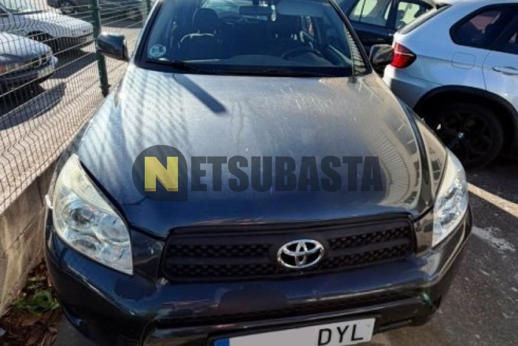 Toyota RAV4 2.2 D-4D 2006