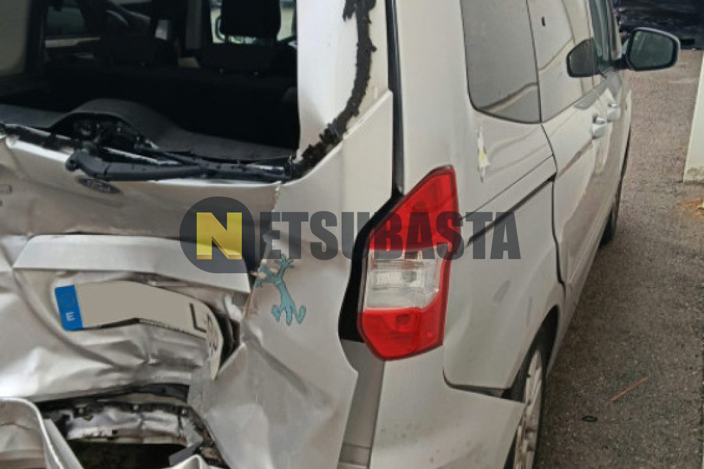 Ford Tourneo Courier 1.0 EcoBoost 2019