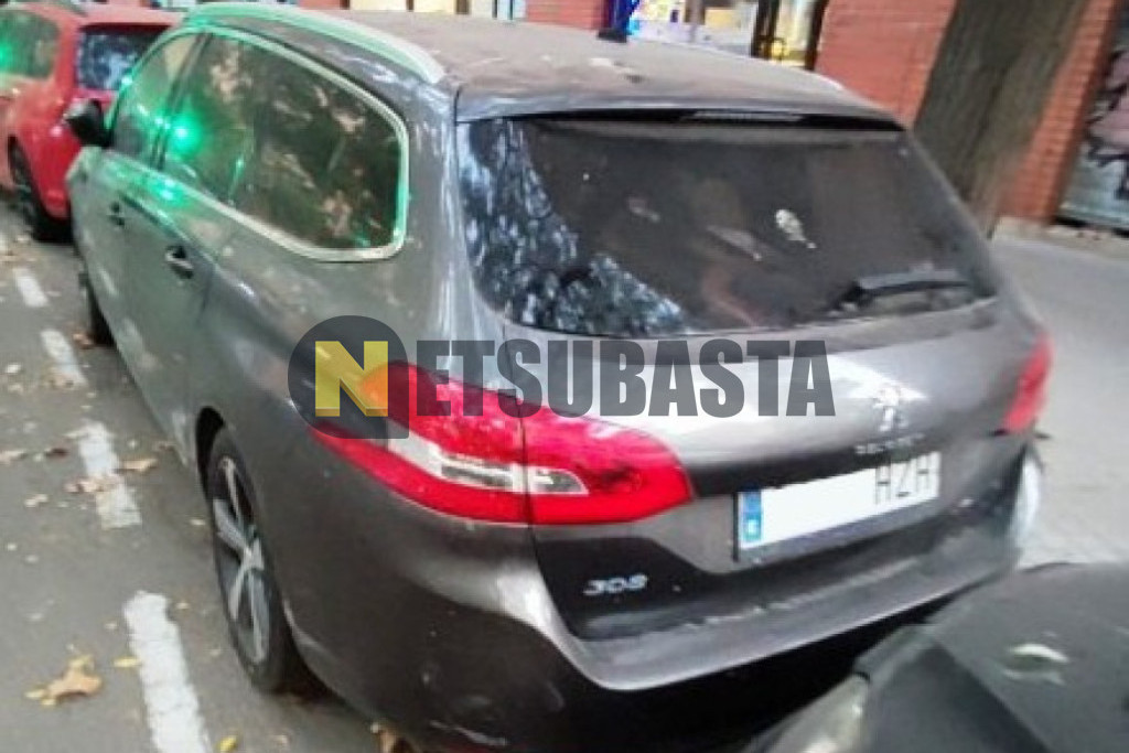 Peugeot 308 SW 1.2 PureTech 2014