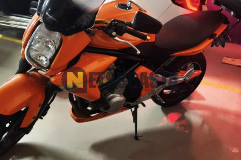 Kawasaki ER 6N 2006
