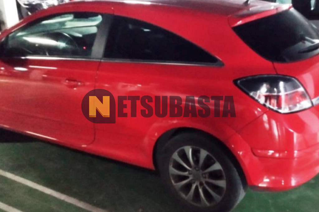 Opel Astra GTC 1.7 CDTI 2011