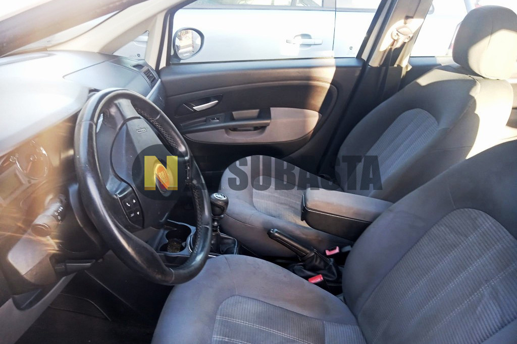 Fiat Linea 1.6 Multijet 2012