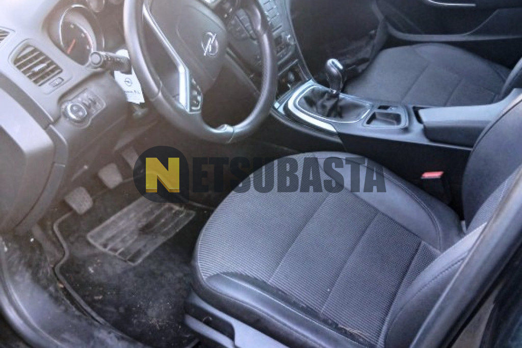 Opel Insignia Sports Tourer 2.0 CDTI ecoFLEX 2011