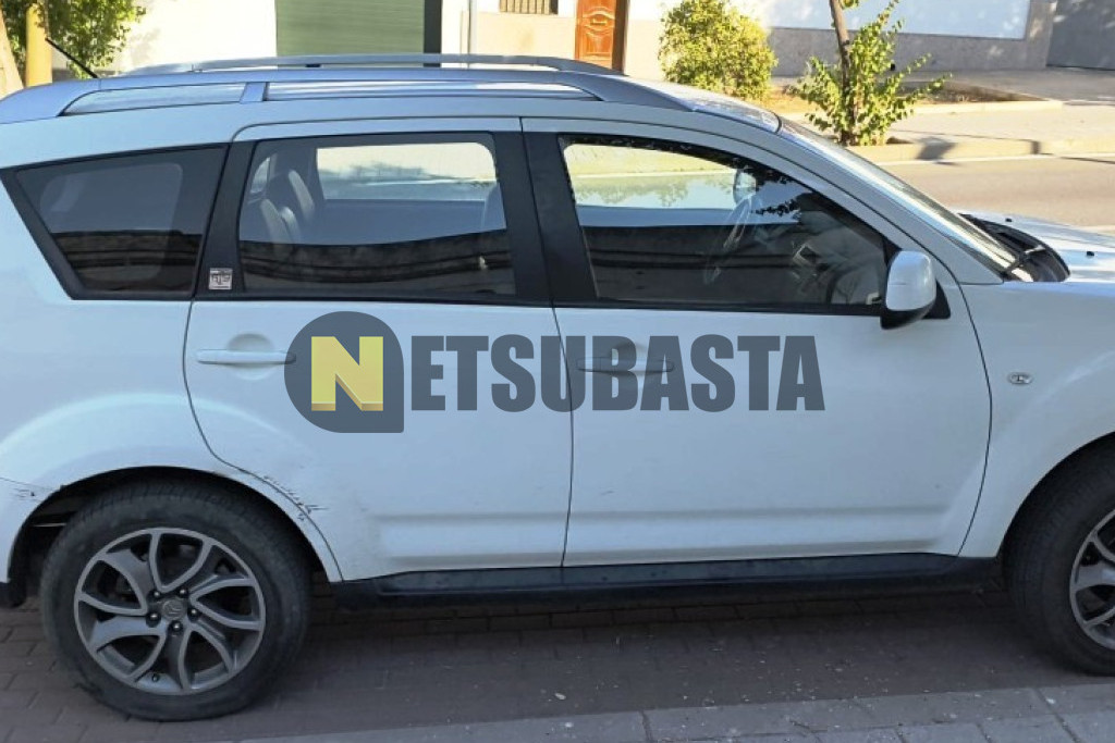 Citroën C-Crosser 2.2 HDi 2011