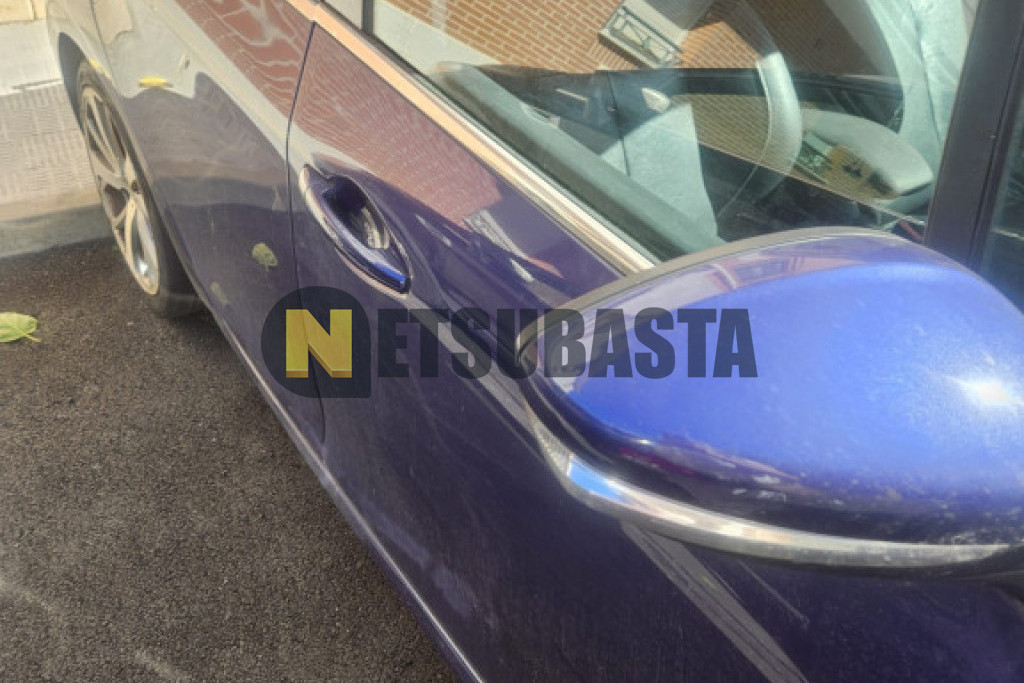 Peugeot 208 1.6 VTi 2012