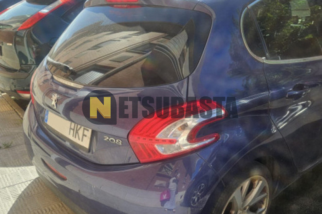 Peugeot 208 1.6 VTi 2012