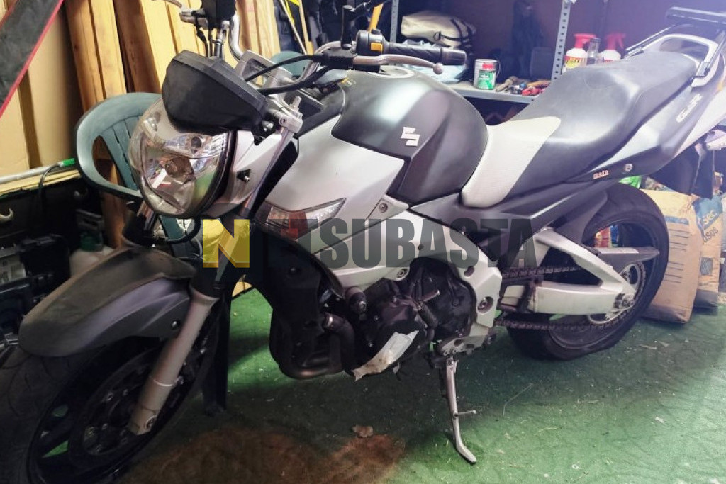 Suzuki GSR 600 2007