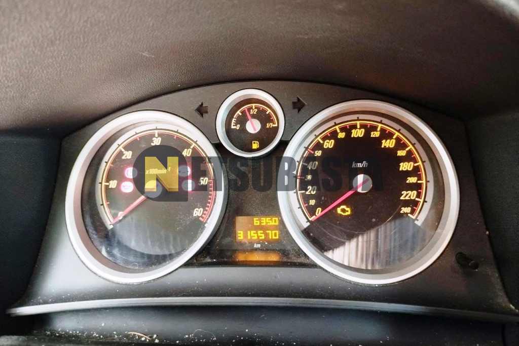 Opel Astra GTC 1.9 CDTi 2007
