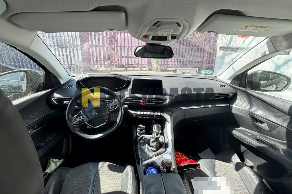 Peugeot 3008 1.6 BlueHDi 2017