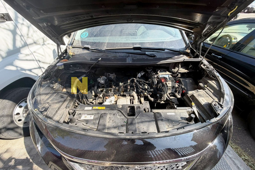 Peugeot 3008 1.6 BlueHDi 2017