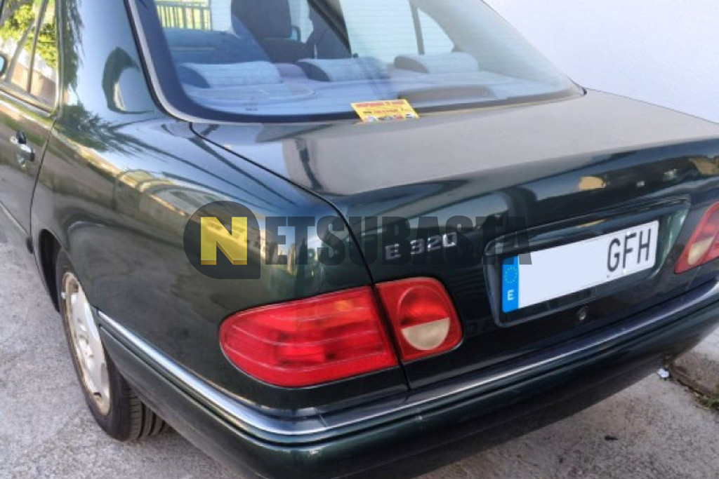 Mercedes-Benz E 320 Aut. 2000
